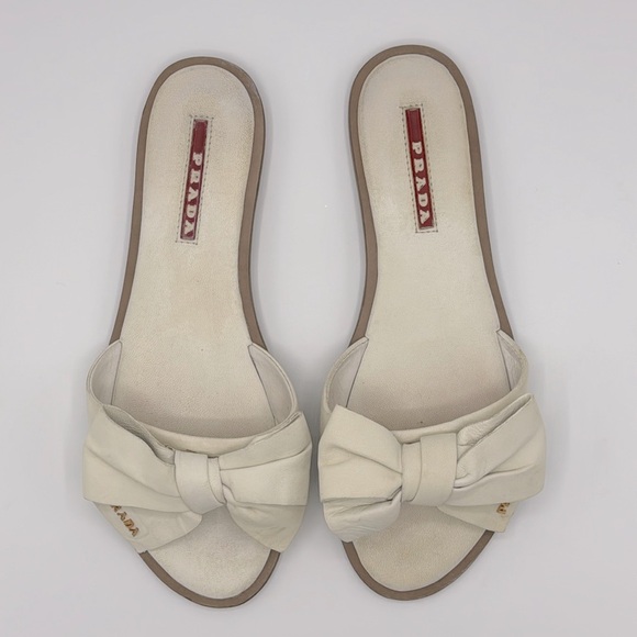 Beautiful Prada Logo Flip Flops Sandals Womens Size 6 36 EU Ivory Leather Slide - Picture 2 of 5